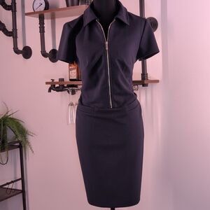 Sleek Tommy Hilfiger Zip-Front Sheath Dress in Navy. Perfect for Office Siren.